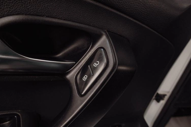 Volkswagen Polo 8 из 16