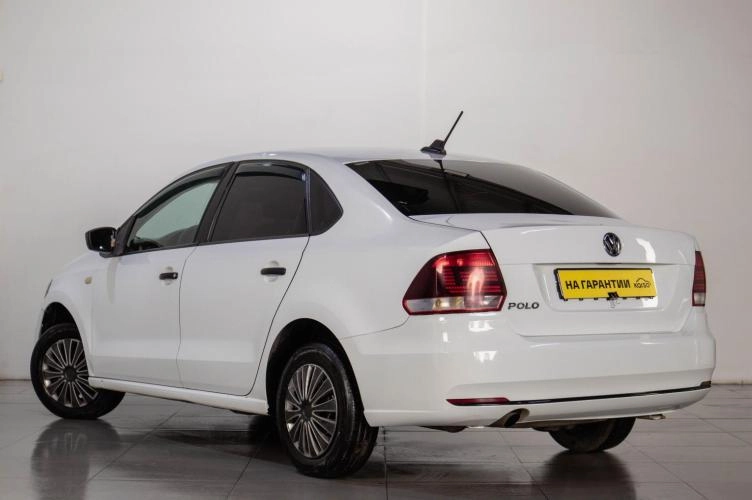 Volkswagen Polo 4 из 5