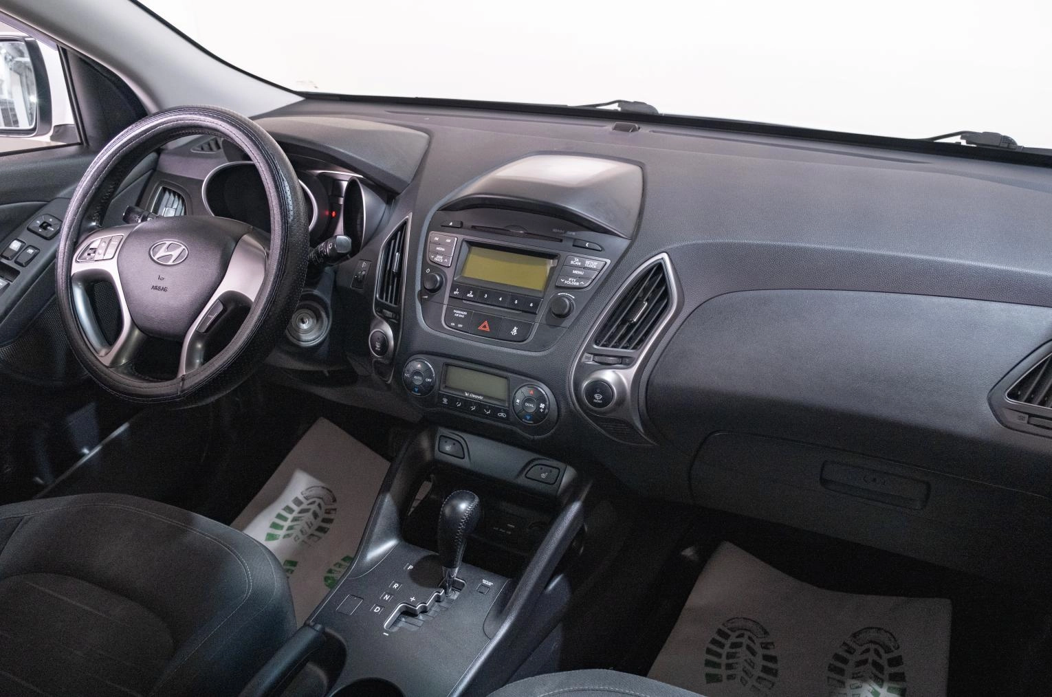 Hyundai ix35 10 из 24