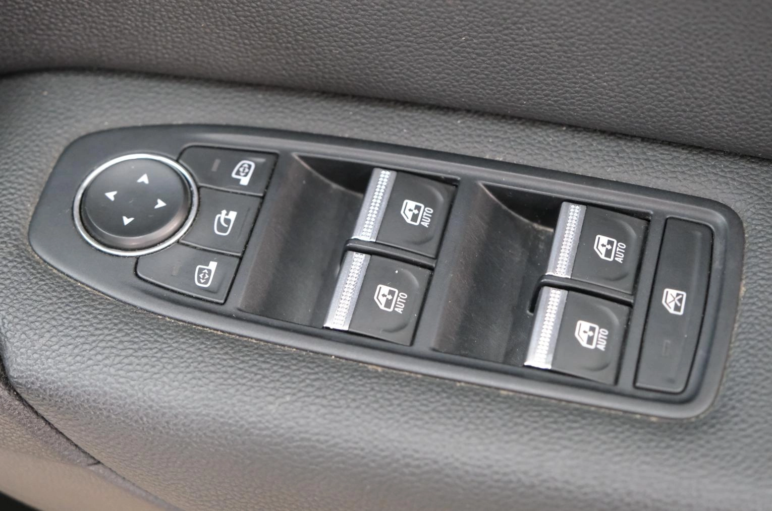 Renault Captur 8 из 28