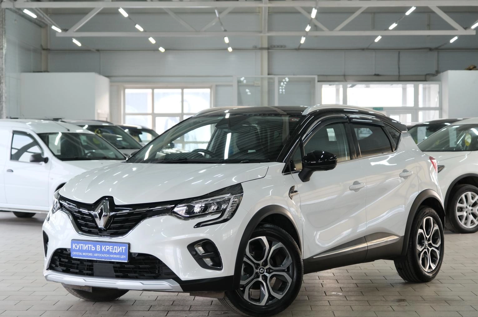 Renault Captur 3 из 28
