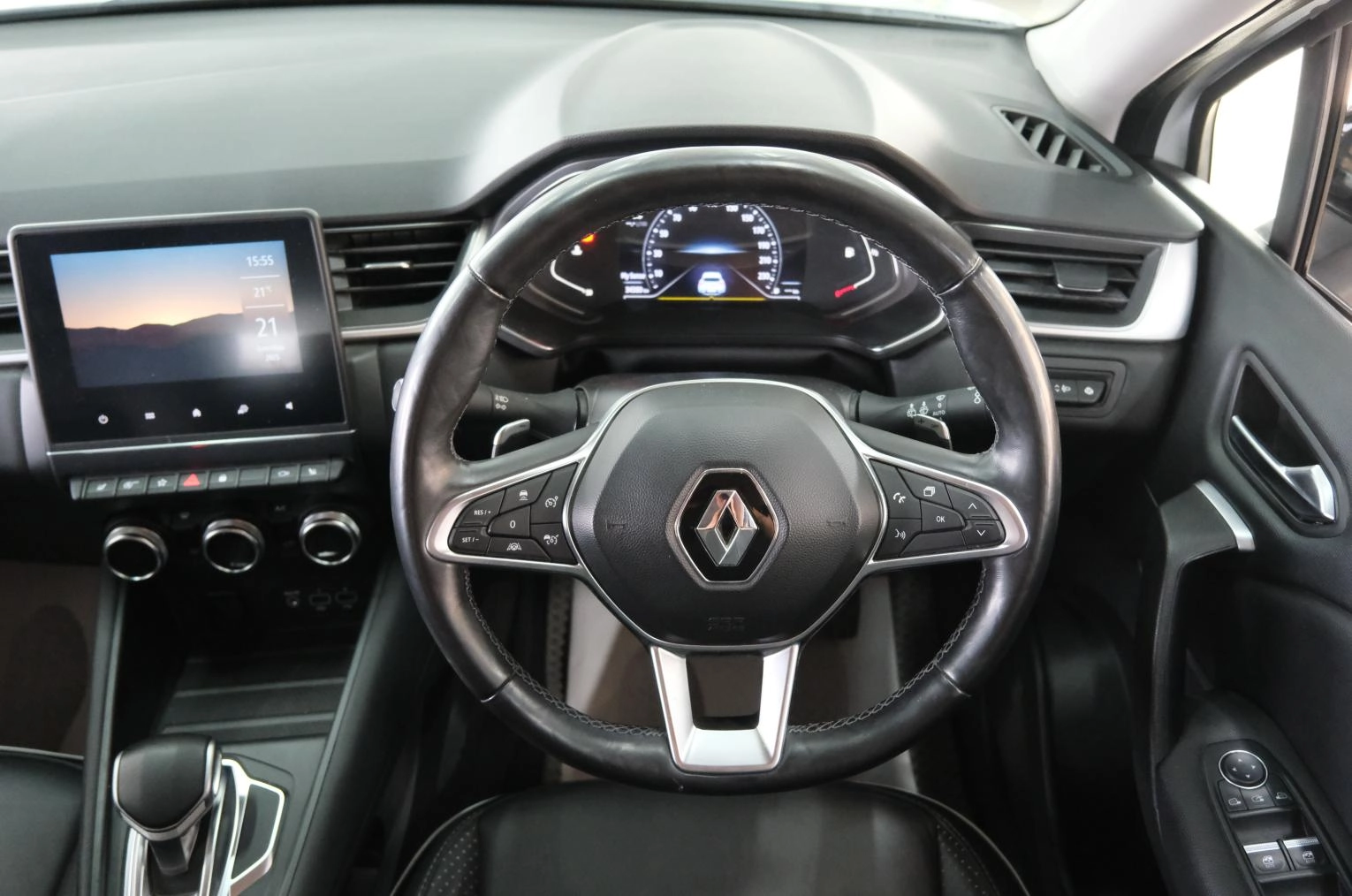 Renault Captur 11 из 28