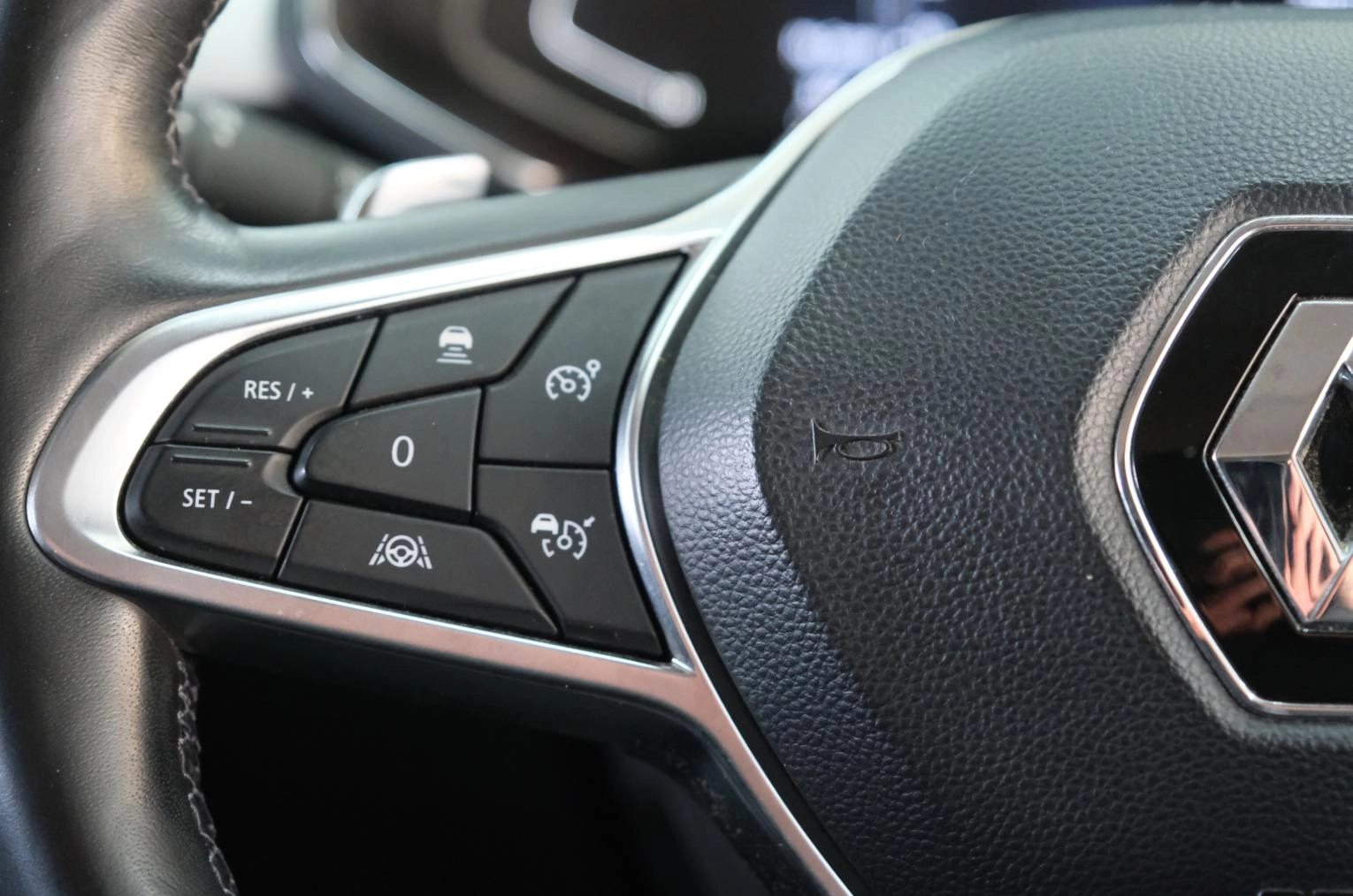 Renault Captur 14 из 28