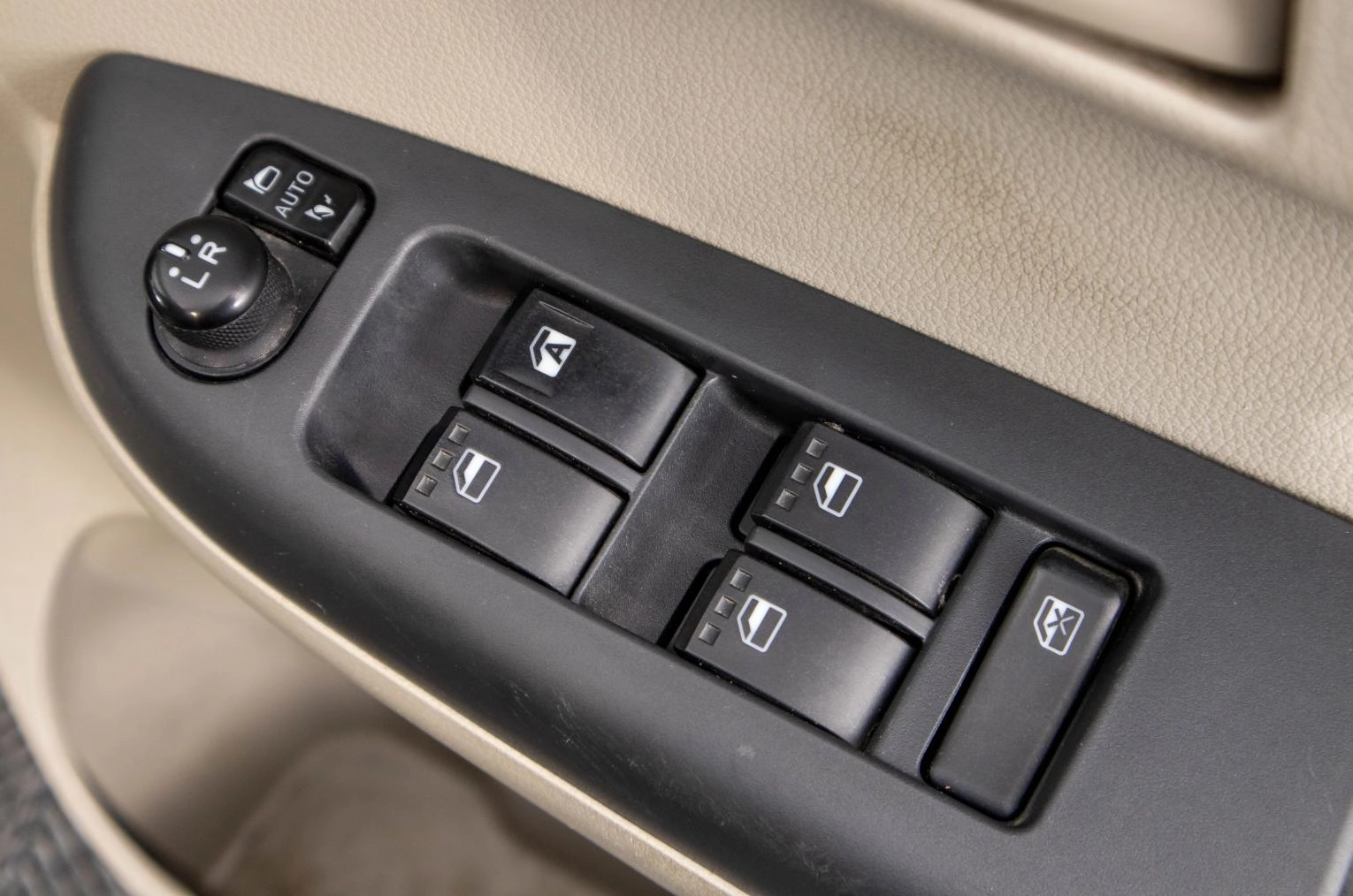 Toyota Passo 13 из 25