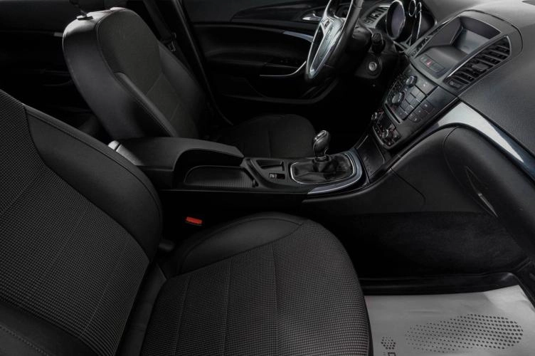 Opel Insignia 11 из 24