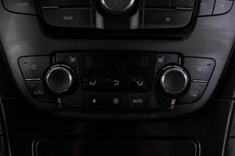 Opel Insignia 19 из 24