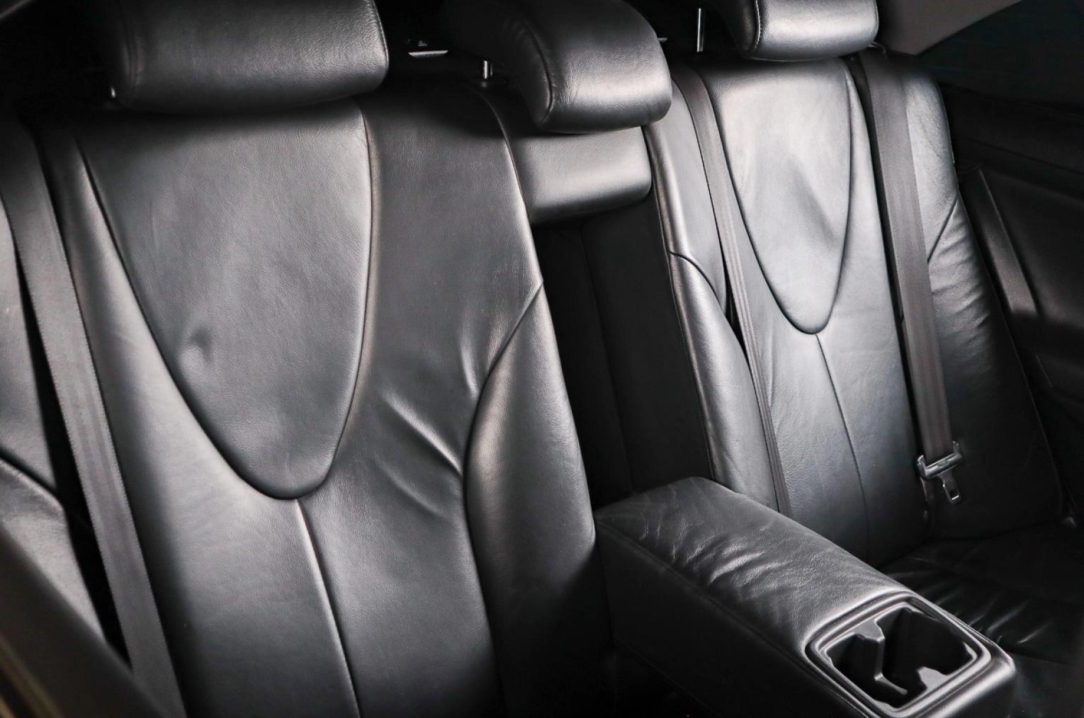 Toyota Camry 21 из 23