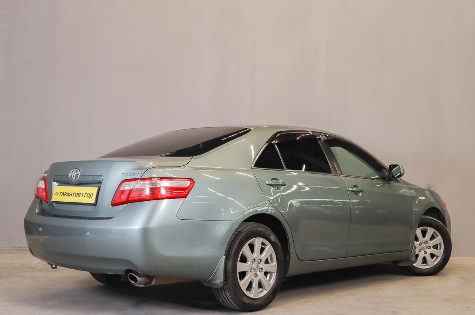 Toyota Camry 6 из 23