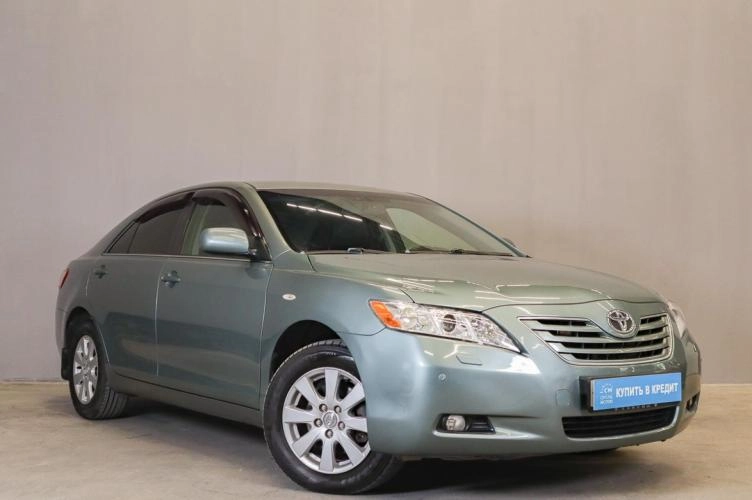 Toyota Camry 2007 года