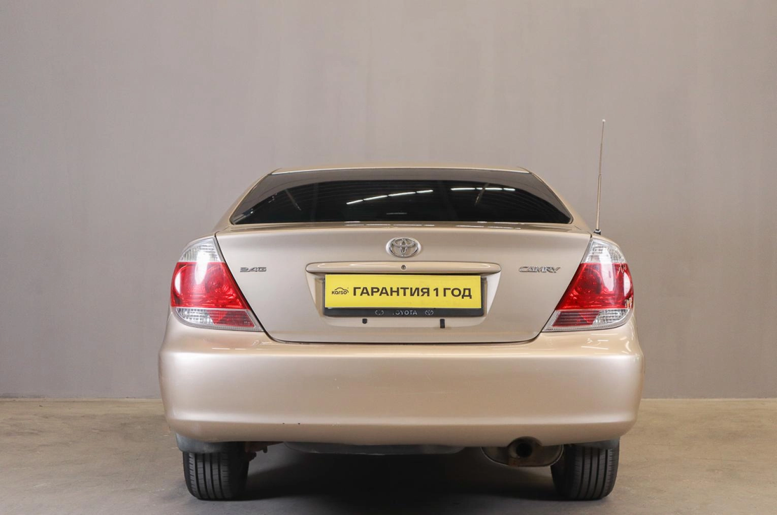 Toyota Camry 5 из 23