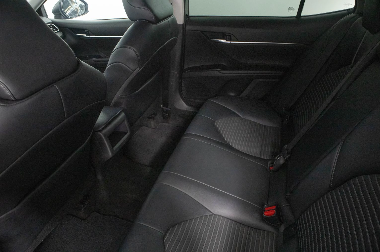 Toyota Camry 10 из 23