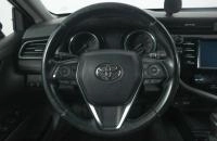 Toyota Camry 16 из 23