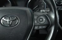 Toyota Camry 18 из 23