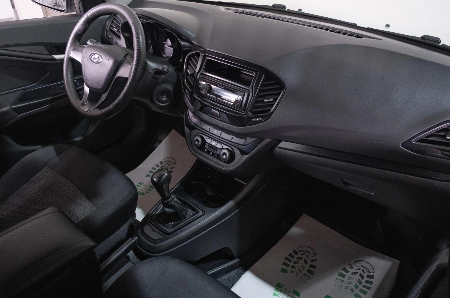 ВАЗ (LADA) Vesta 14 из 19