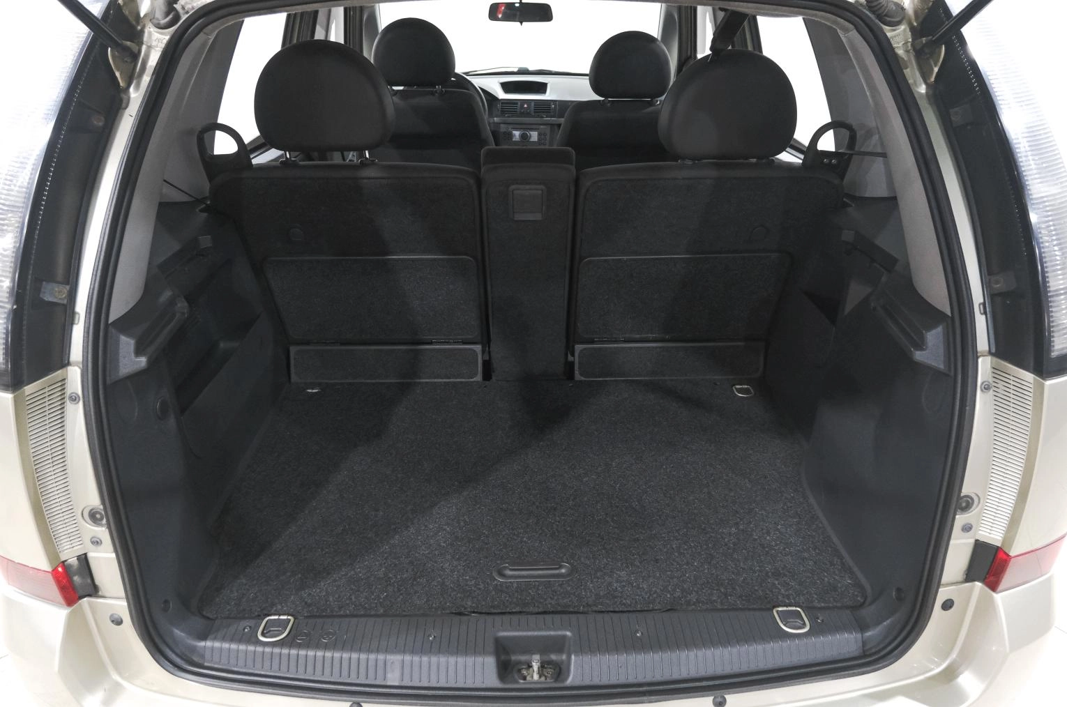 Opel Meriva 22 из 22