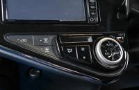 Toyota Aqua 15 из 20