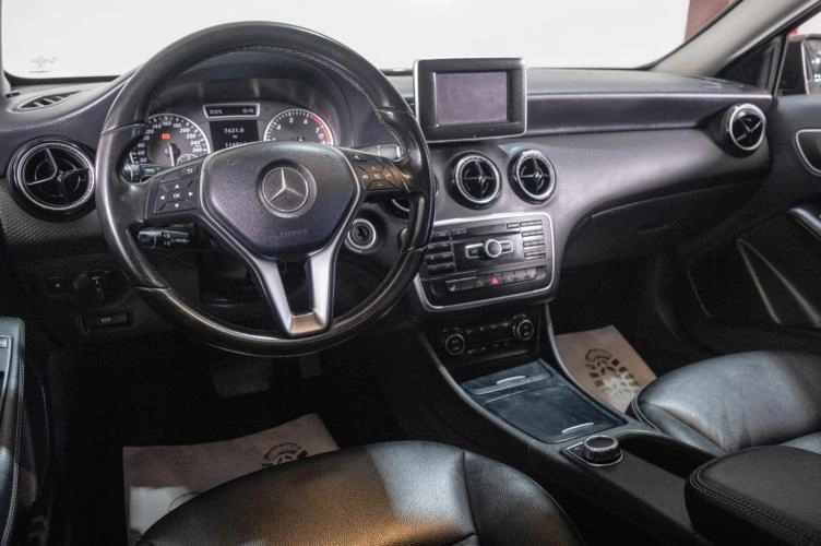 Mercedes-Benz A-класс 8 из 24