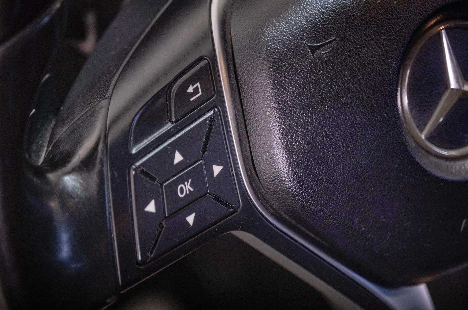 Mercedes-Benz A-класс 12 из 24