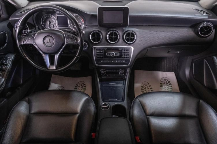 Mercedes-Benz A-класс 9 из 24