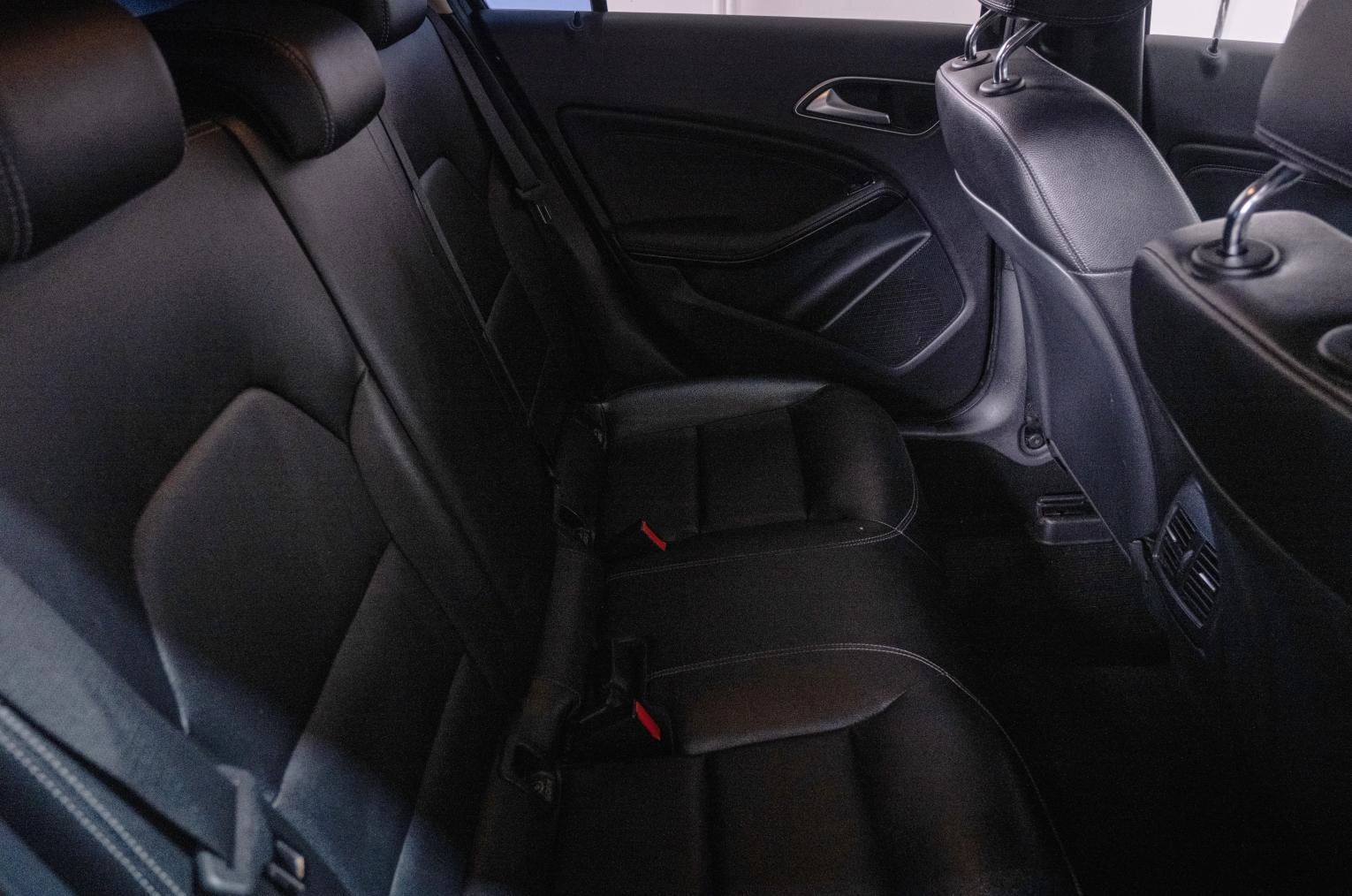 Mercedes-Benz A-класс 22 из 24