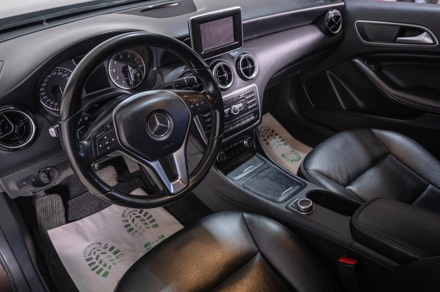 Mercedes-Benz A-класс 7 из 24