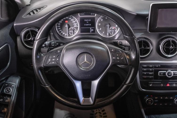 Mercedes-Benz A-класс 11 из 24