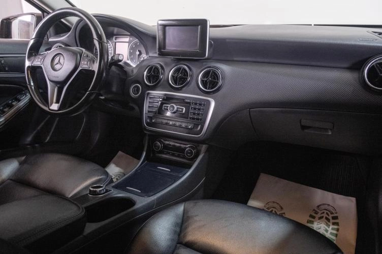 Mercedes-Benz A-класс 18 из 24