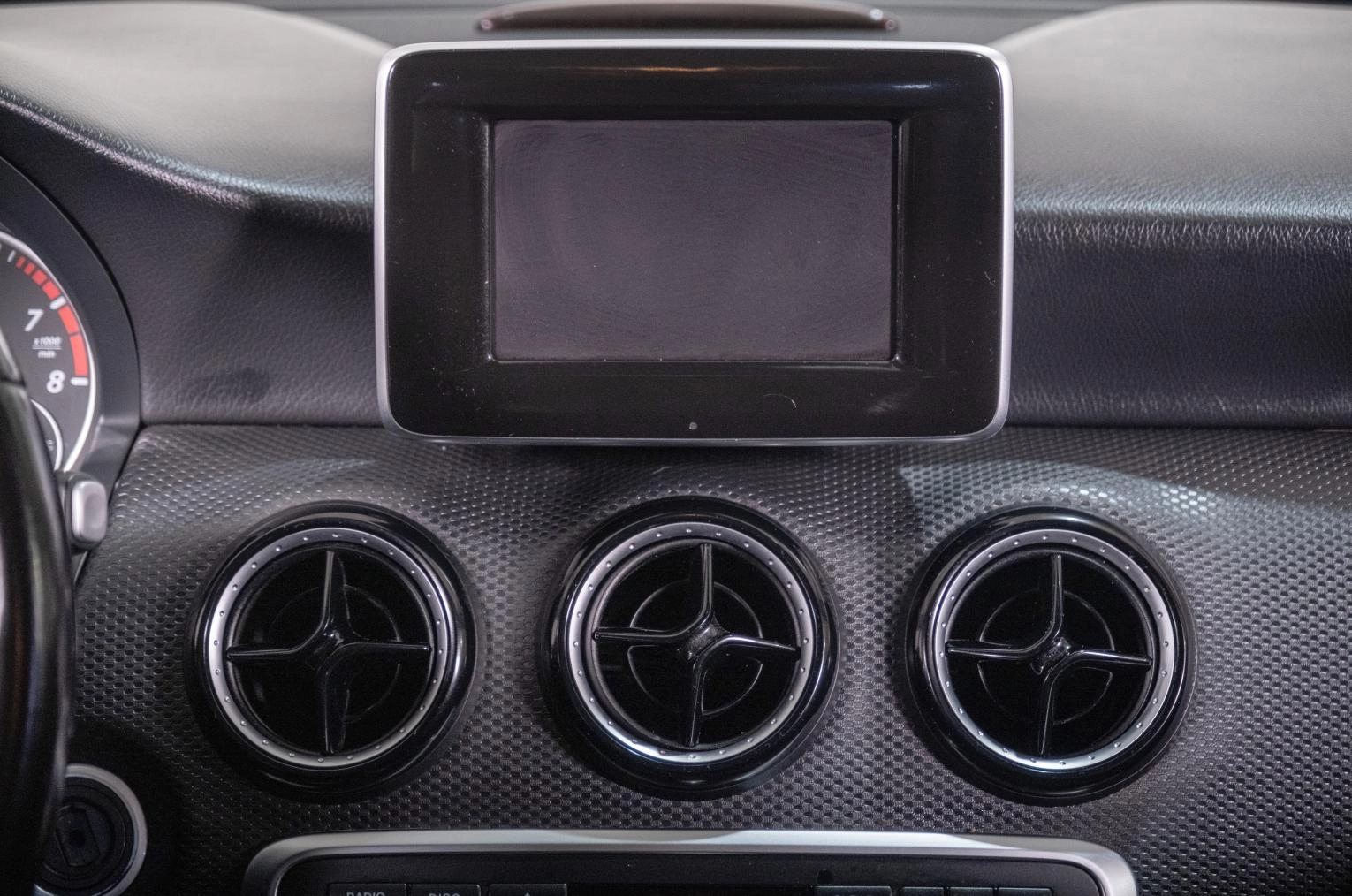 Mercedes-Benz A-класс 14 из 24