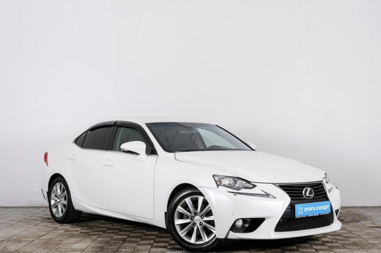 Lexus IS 1 из 5