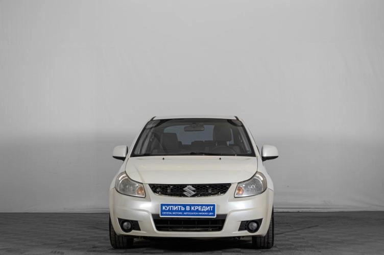Suzuki SX4 2 из 5