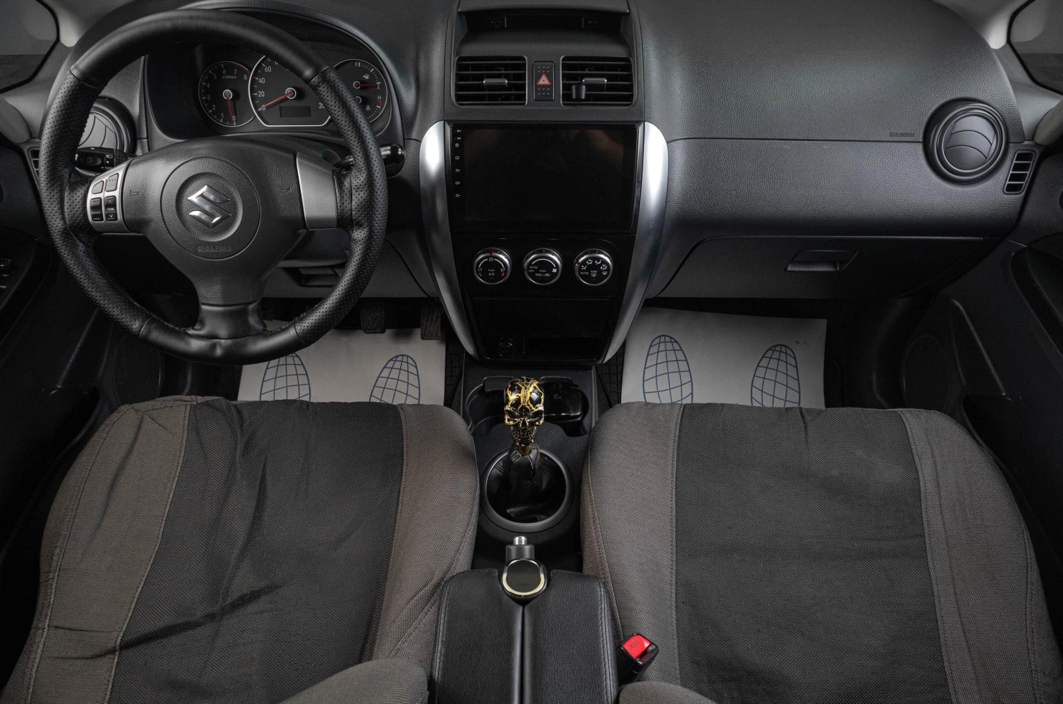 Suzuki SX4 7 из 18