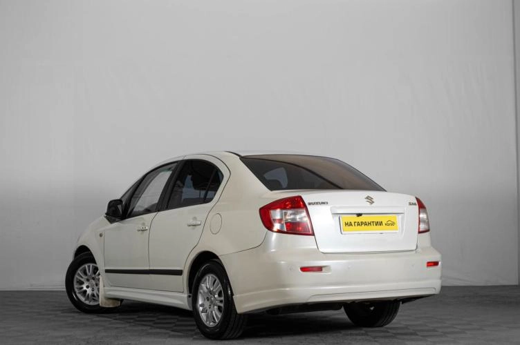 Suzuki SX4 6 из 6