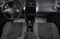 Suzuki SX4 7 из 18