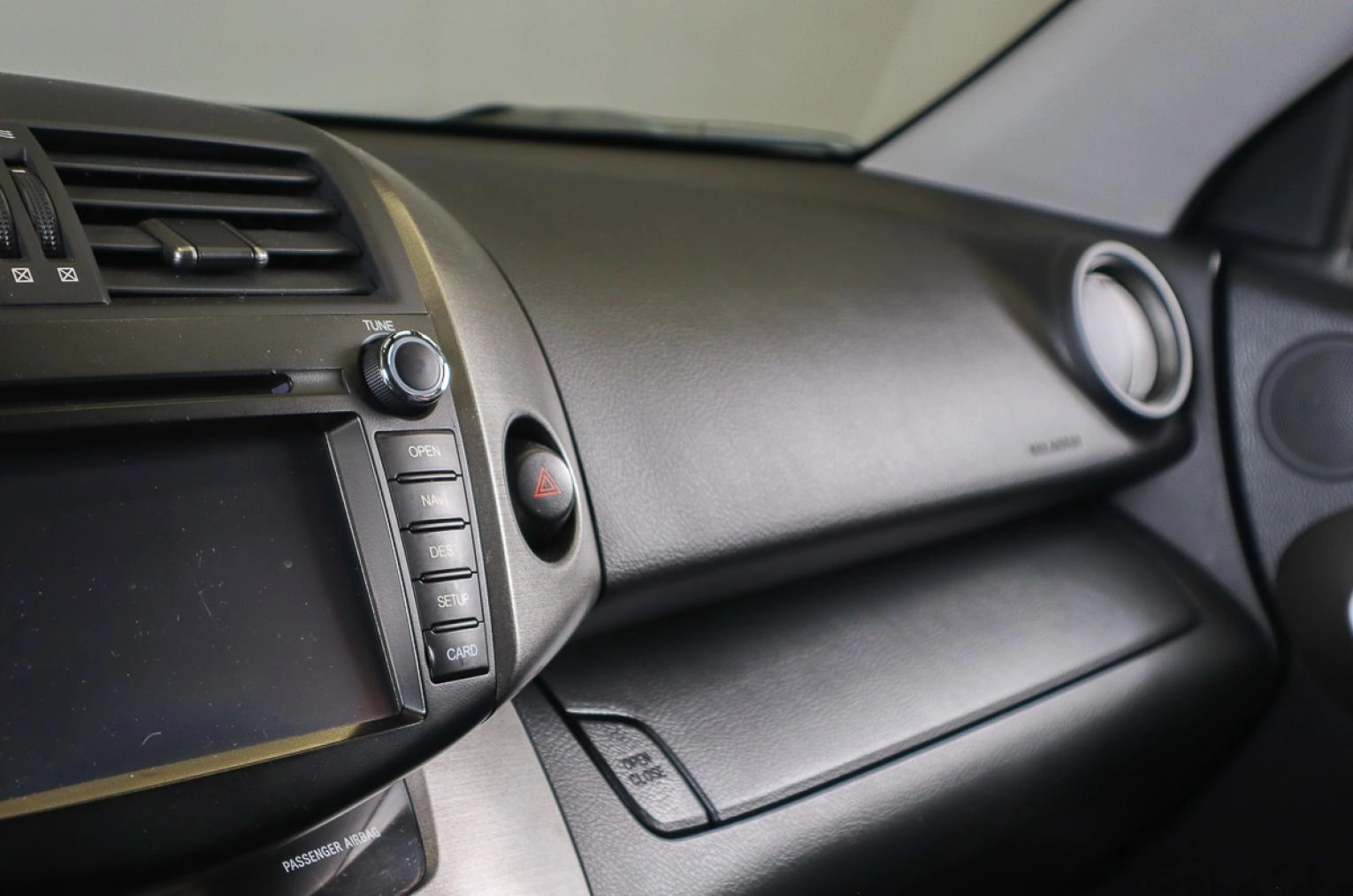 Toyota RAV4 12 из 19