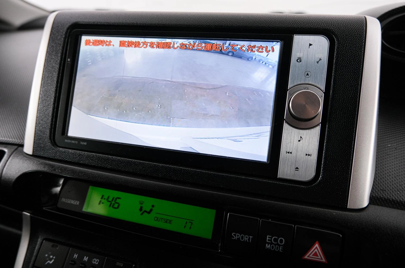 Toyota Wish 15 из 22