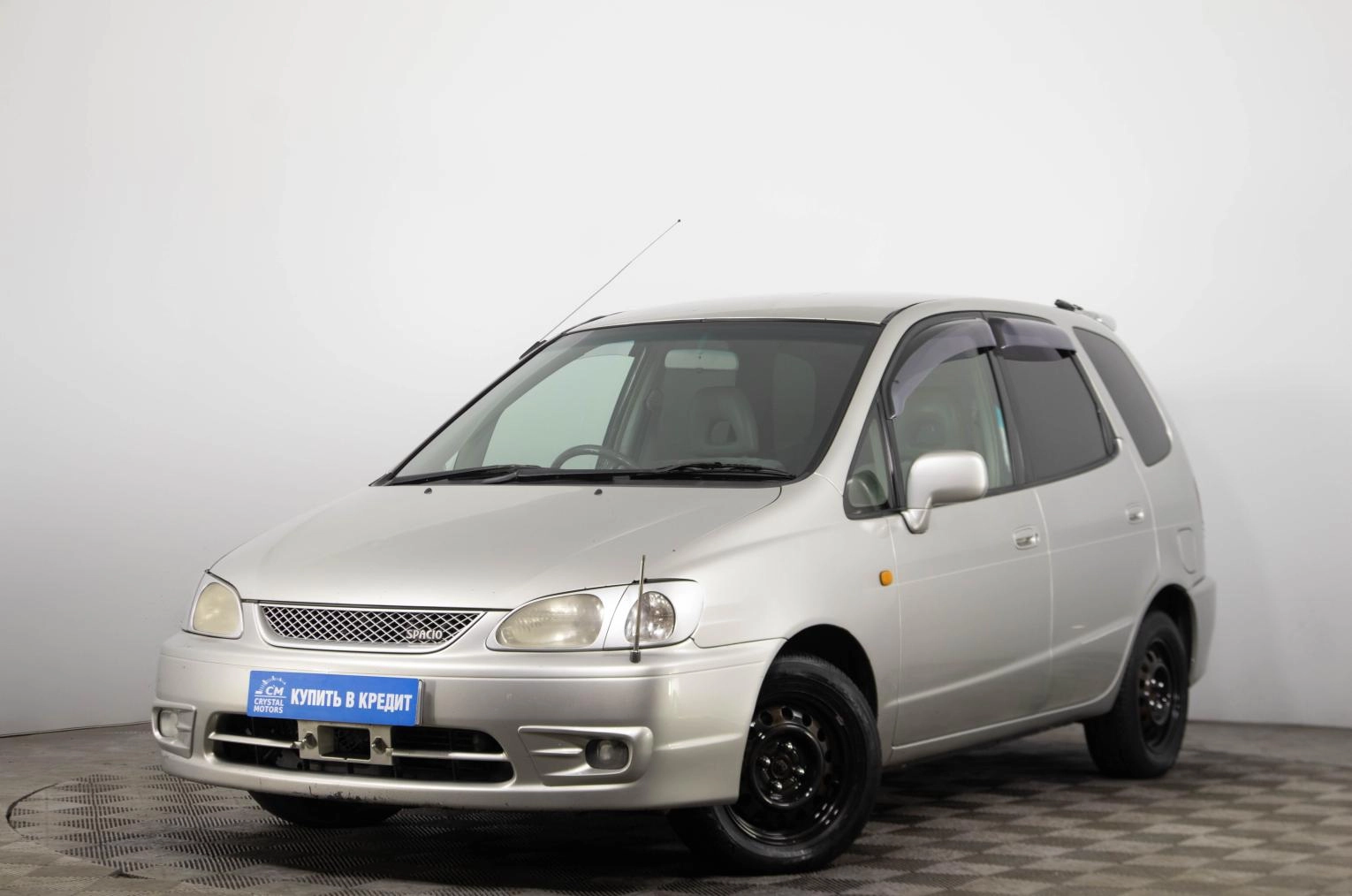 Toyota Corolla Spacio 3 из 20