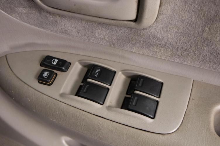 Toyota Corolla Spacio 20 из 20