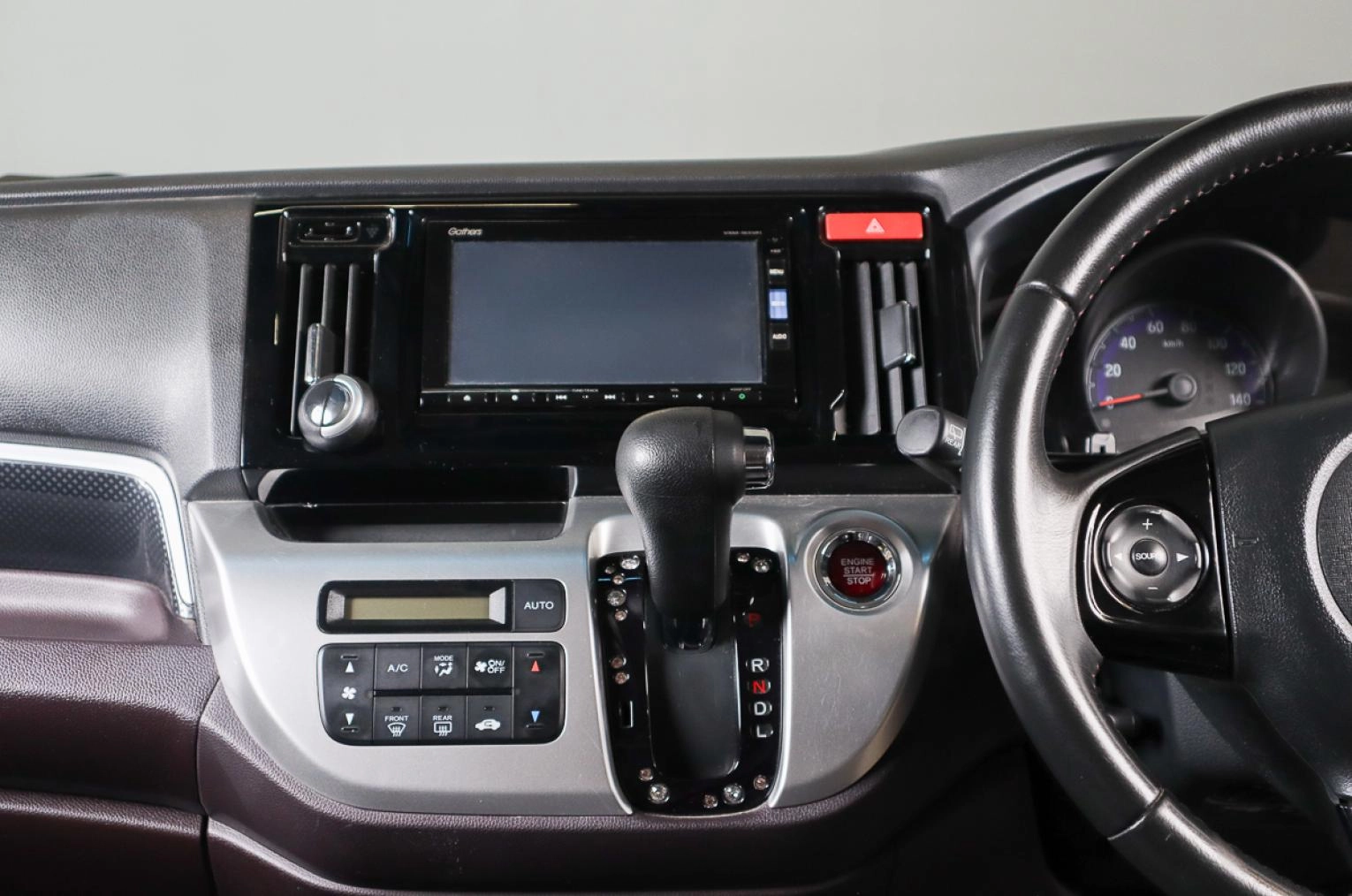 Honda N-WGN 15 из 18