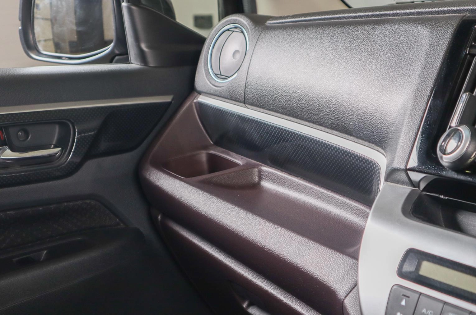 Honda N-WGN 13 из 18