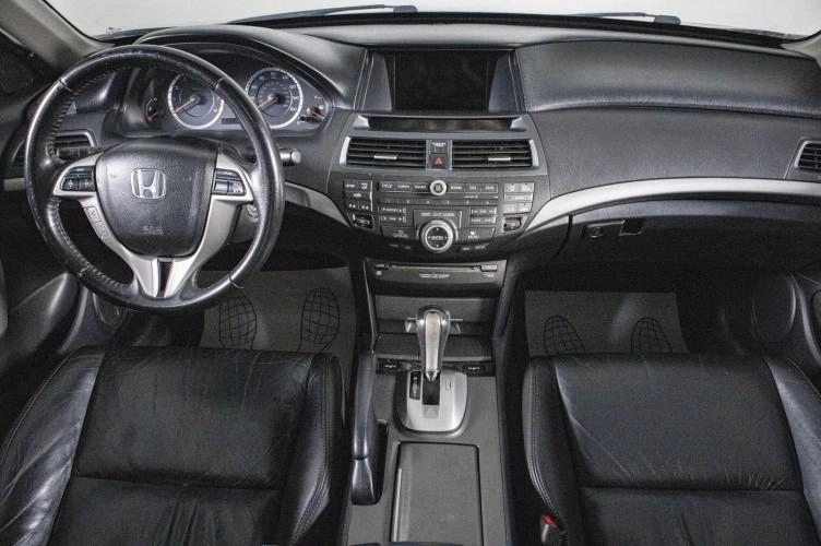 Honda Accord 14 из 20
