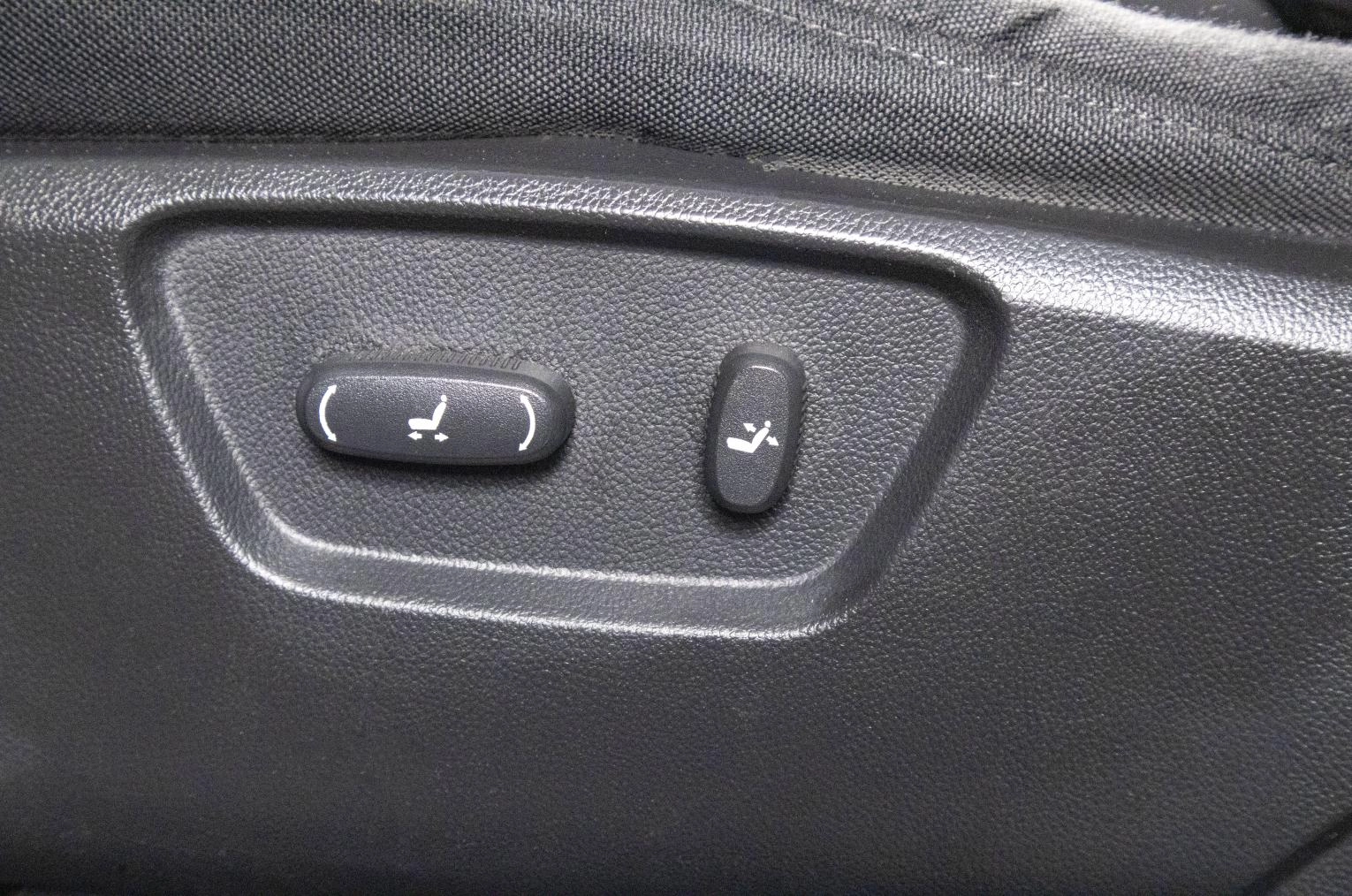 Chevrolet Captiva 8 из 20