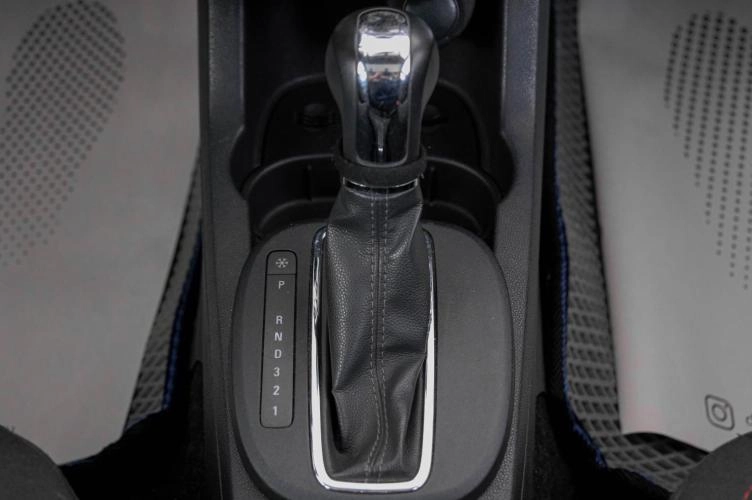 Opel Corsa 21 из 23