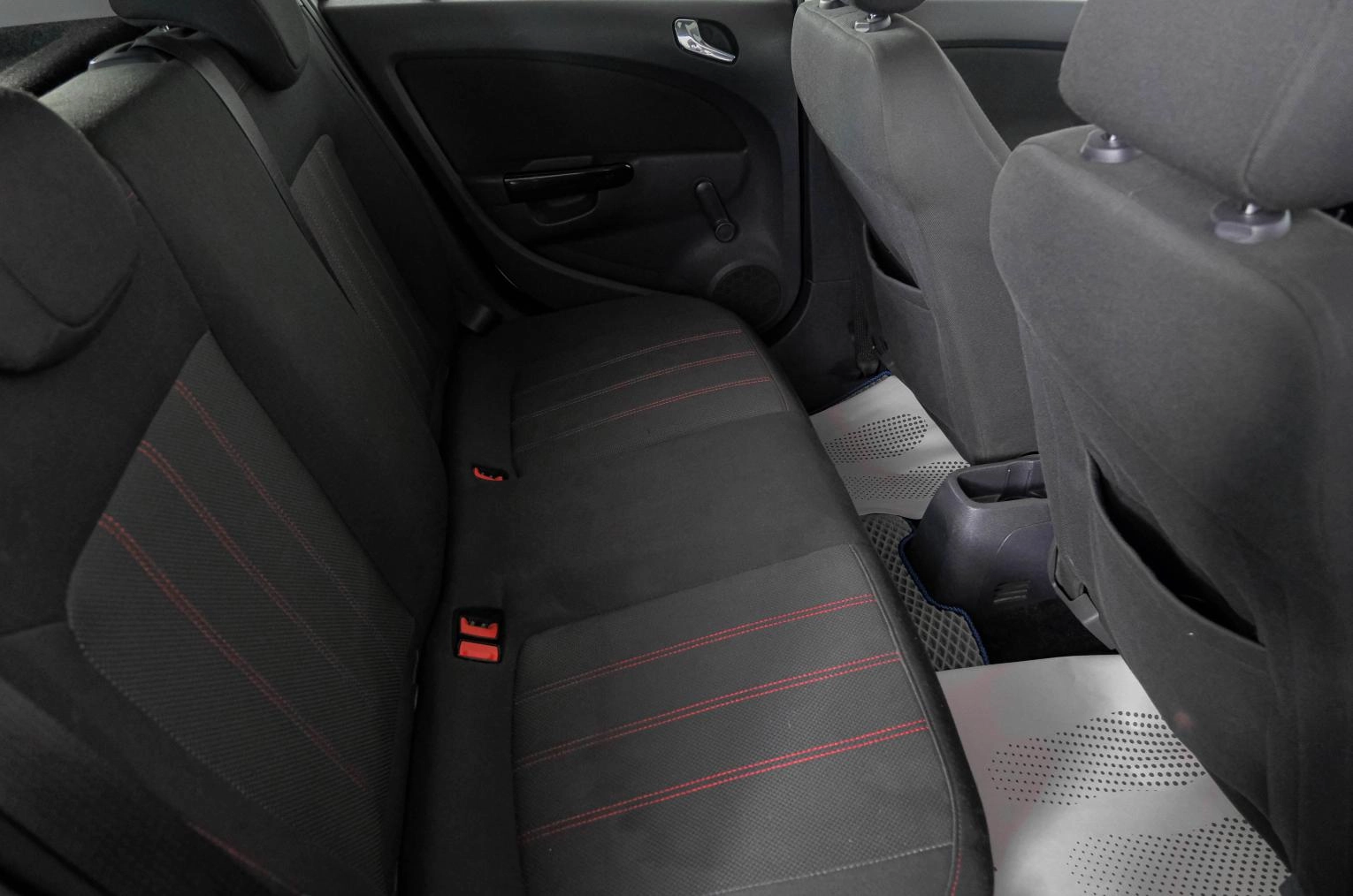 Opel Corsa 11 из 23