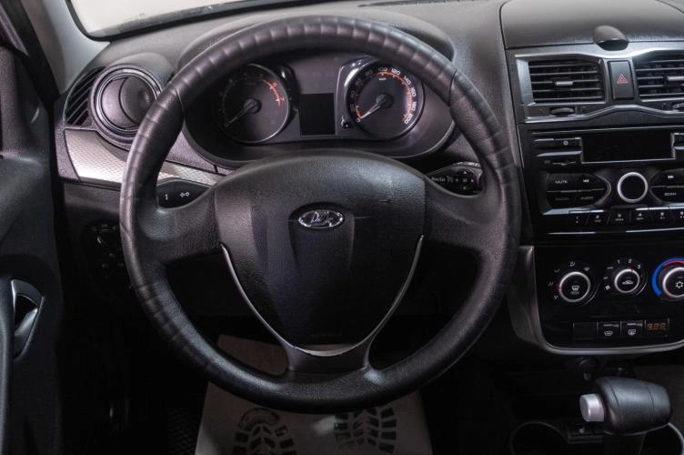 ВАЗ (LADA) Granta 11 из 19
