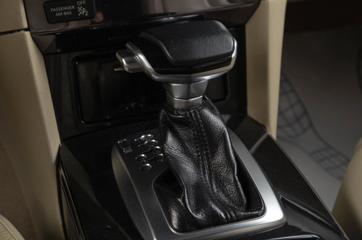 Infiniti FX50 15 из 22