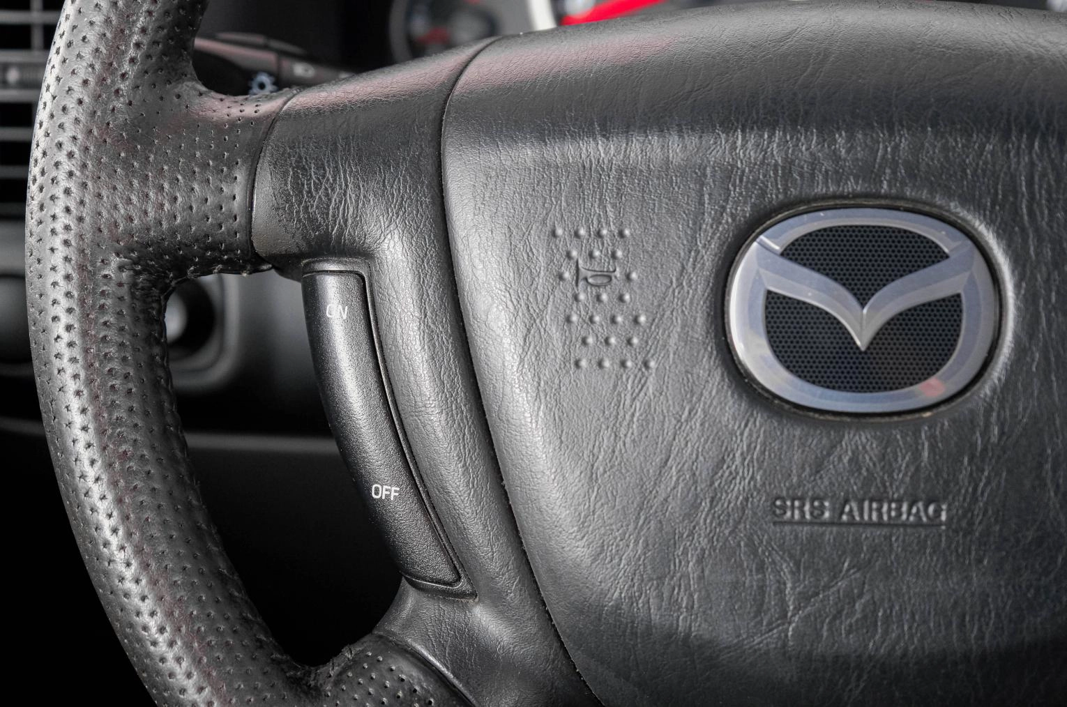 Mazda Tribute 16 из 22