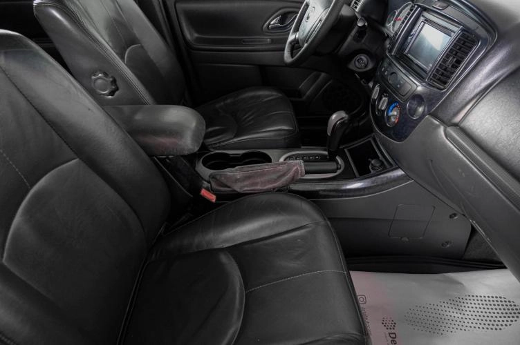 Mazda Tribute 11 из 22