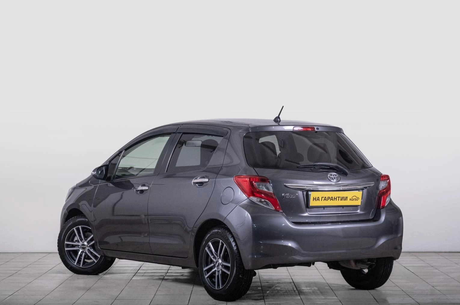 Toyota Vitz 5 из 20