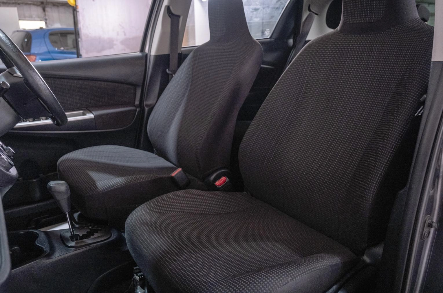 Toyota Vitz 17 из 20