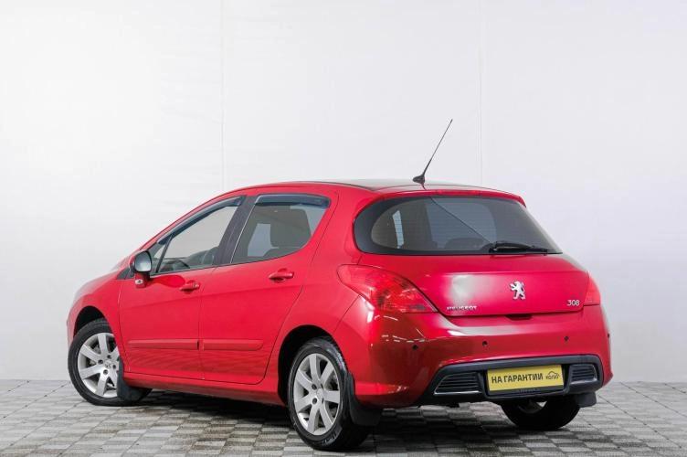Peugeot 308 4 из 5